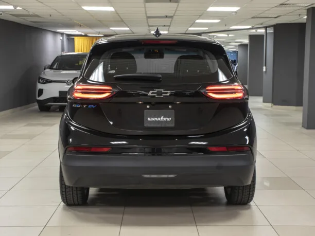 Chevrolet Bolt 2022 — миниатюра 2