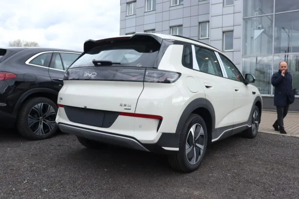 BYD Sea Lion 05 EV 2025 — миниатюра 4