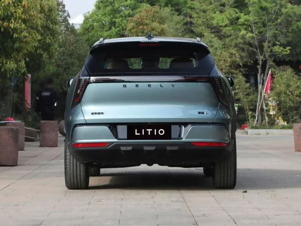 Geely Boyue L 2026 — миниатюра 4