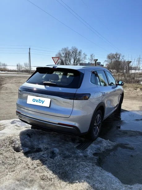 Geely Galaxy Starship 7 2025 — миниатюра 3