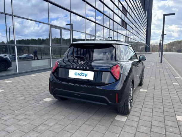 MINI Hatch 2025 — миниатюра 2