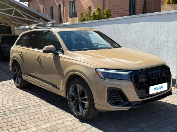Audi Q7 2024 — фото 1, купить с доставкой в Москву