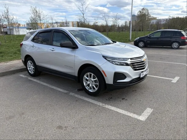 Chevrolet Equinox 2022 — миниатюра 3