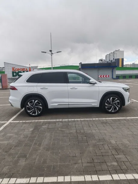 Geely Xingyue L 2023 — миниатюра 2