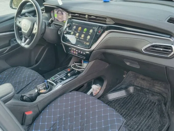 Chevrolet Bolt EUV 2023 — миниатюра 3