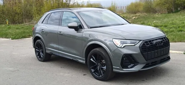 Audi Q3 2024 — фото 1, купить с доставкой в Москву