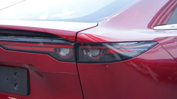 Mazda EZ-6 2024 — миниатюра 2