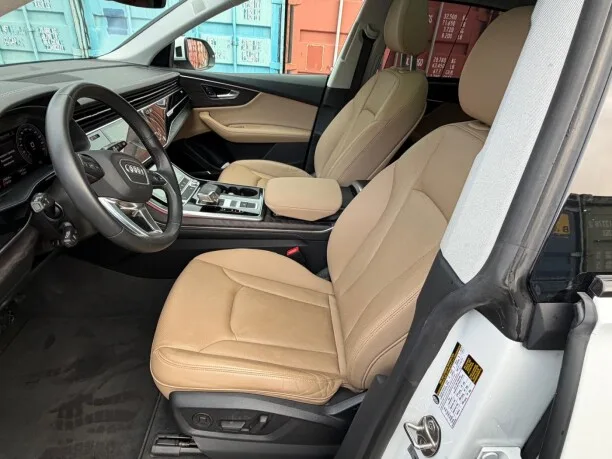 Audi Q8 2023 — миниатюра 2