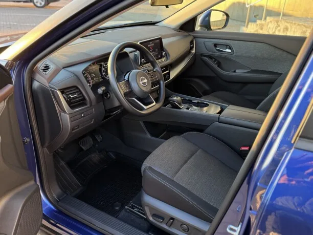 Nissan Rogue 2022 — миниатюра 3