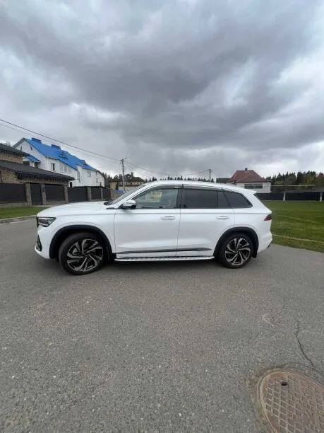 Geely Xingyue L 2024 — миниатюра 2