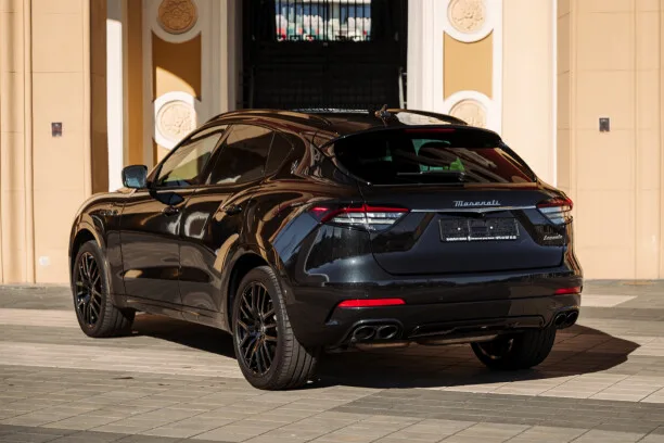 Maserati Levante 2022 — миниатюра 4