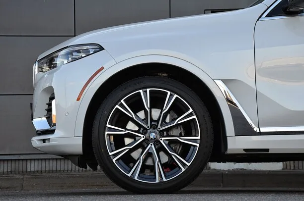 BMW X7 2022 — миниатюра 5