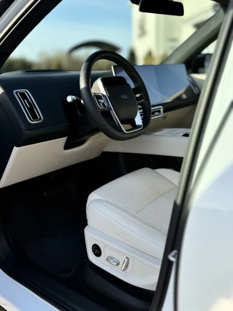 Li Auto L6 2025 — миниатюра 3