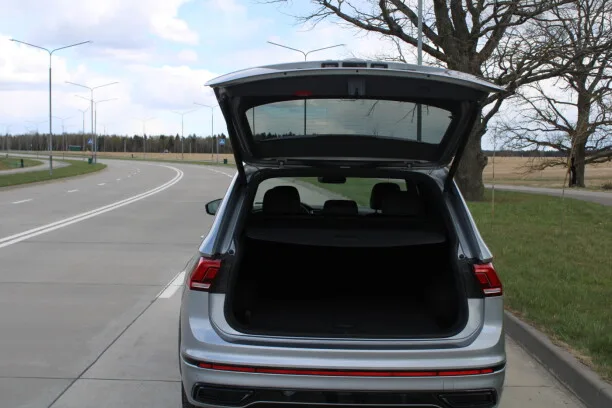 Volkswagen Tiguan Allspace 2024 — миниатюра 4