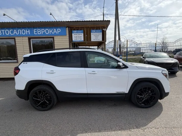 GMC Terrain 2022 — миниатюра 4