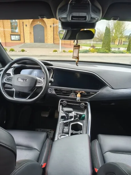 Geely Tugella 2024 — миниатюра 2