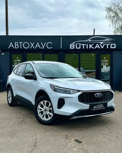 Ford Escape 2025 — фото 1, купить с доставкой в Москву