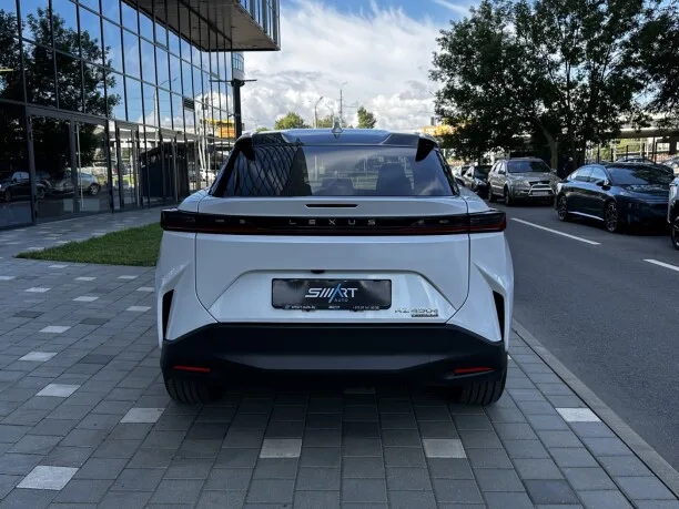 Lexus RZ 2023 — миниатюра 4