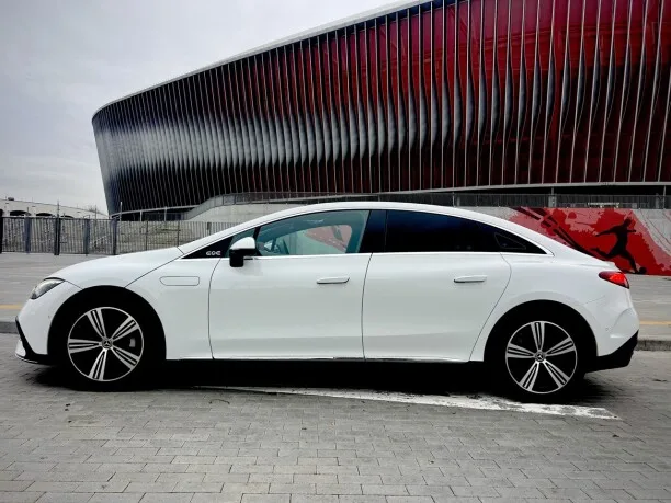Mercedes-Benz EQE 2022 — миниатюра 4