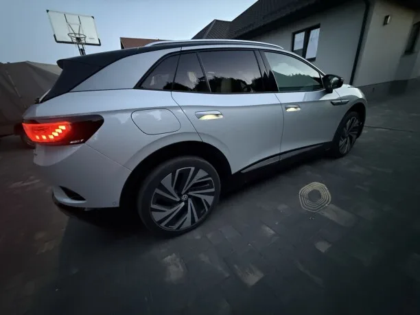 Volkswagen ID.4 2023 — миниатюра 5