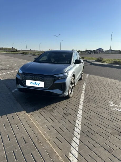 Audi Q4 e-tron 2024 — фото 1, купить с доставкой в Москву