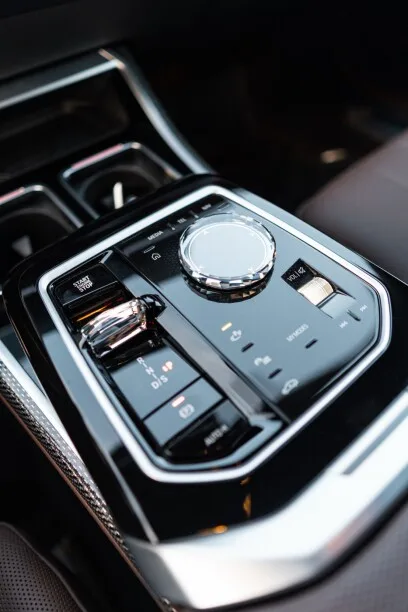 BMW 7 серия 2025 — миниатюра 5