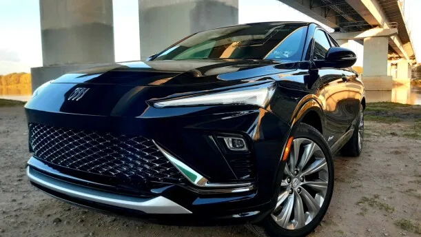 Buick Envista 2024 — фото 1, купить с доставкой в Москву