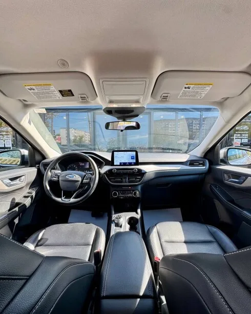Ford Escape 2022 — миниатюра 3