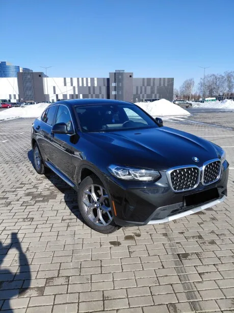 BMW X4 2023 — фото 1, купить с доставкой в Москву