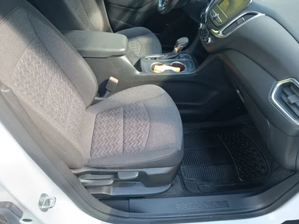 Chevrolet Equinox 2022 — миниатюра 3