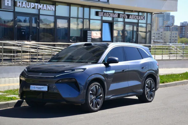 BYD Tang L 2025 — фото 1, купить с доставкой в Москву