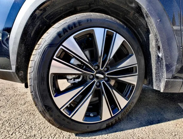 Geely Boyue L 2025 — миниатюра 5