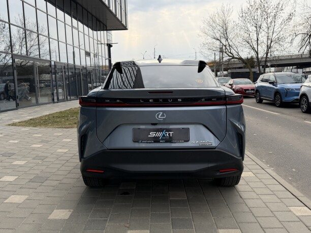 Lexus RZ 2023 — 4