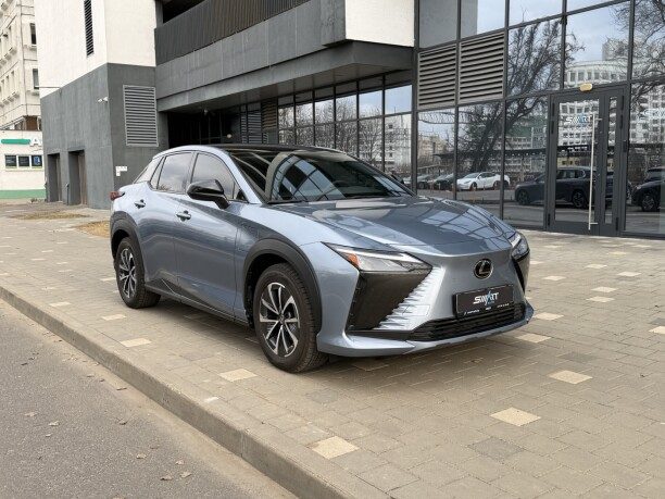 Lexus RZ 2023