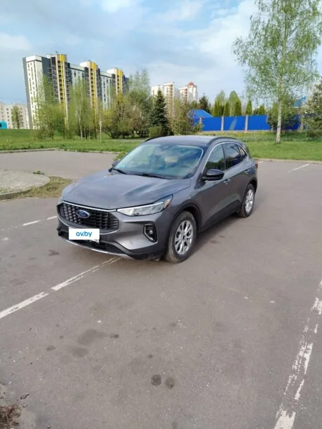 Ford Escape 2024 — фото 1, купить с доставкой в Москву