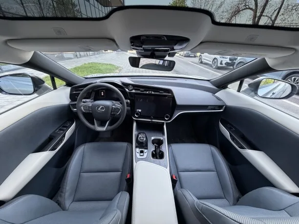 Lexus RZ 2023 — миниатюра 3