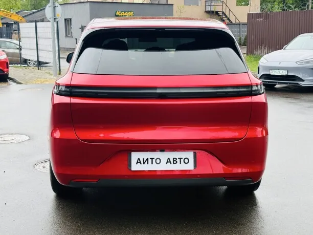 Li Auto L6 2024 — миниатюра 2