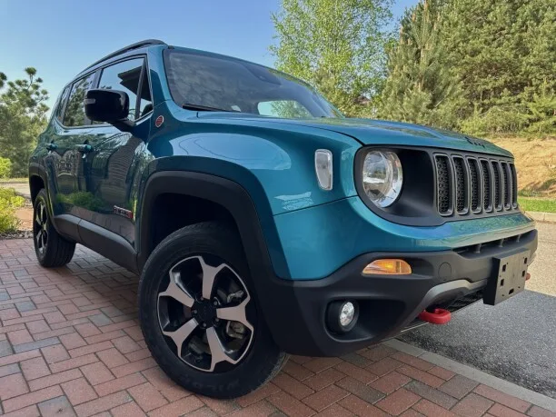 Jeep Renegade 2022 — фото 1, купить с доставкой в Москву