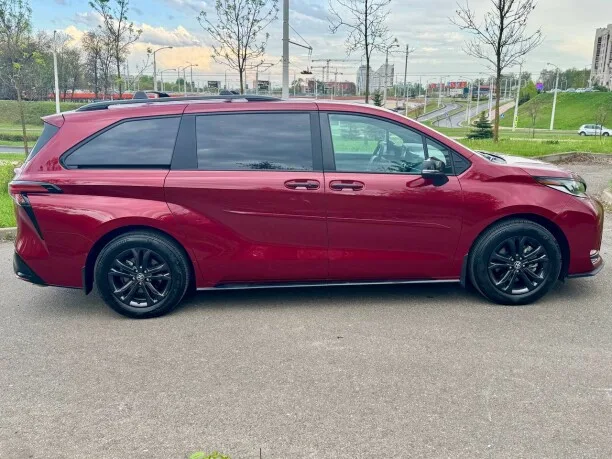 Toyota Sienna 2025 — миниатюра 4