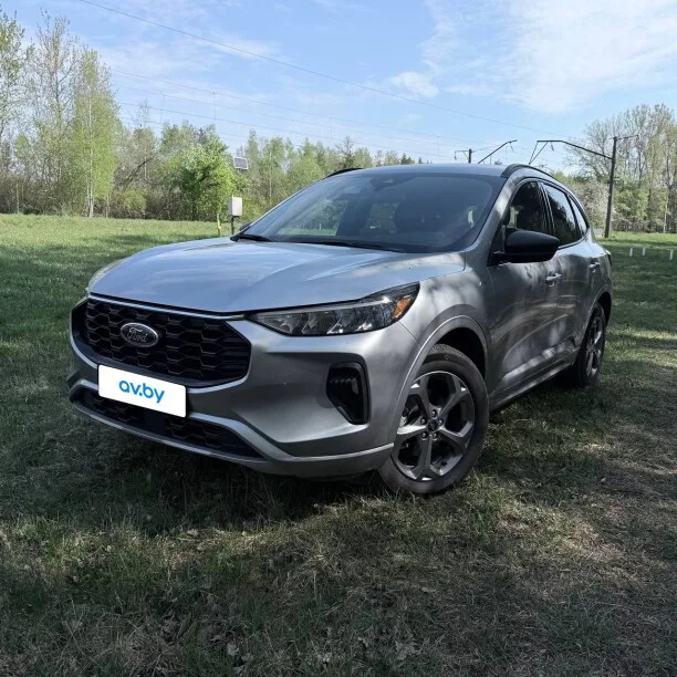 Ford Escape 2023 — фото 1, купить с доставкой в Москву