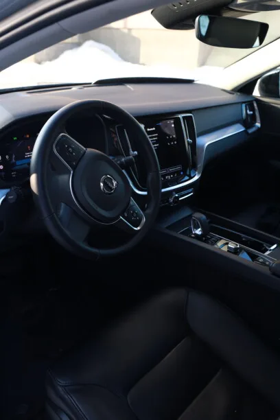 Volvo S60 2024 — миниатюра 5