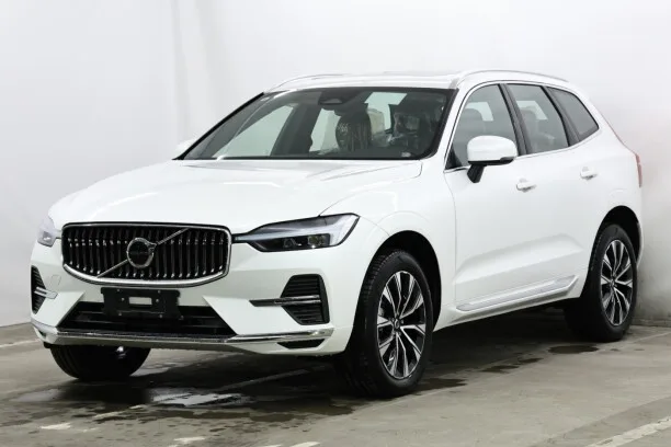Volvo XC60 2025 — фото 1, купить с доставкой в Москву