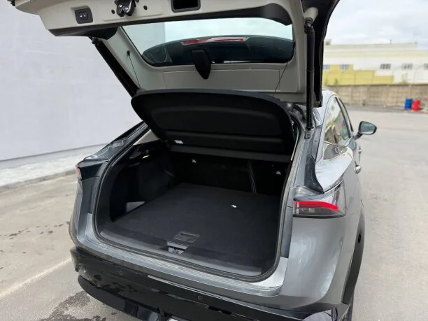 Nissan Ariya 2022 — миниатюра 4