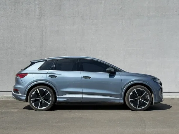 Audi Q4 e-tron 2023 — миниатюра 2