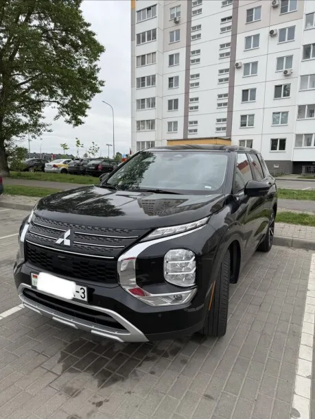 Mitsubishi Outlander 2024 — миниатюра 5
