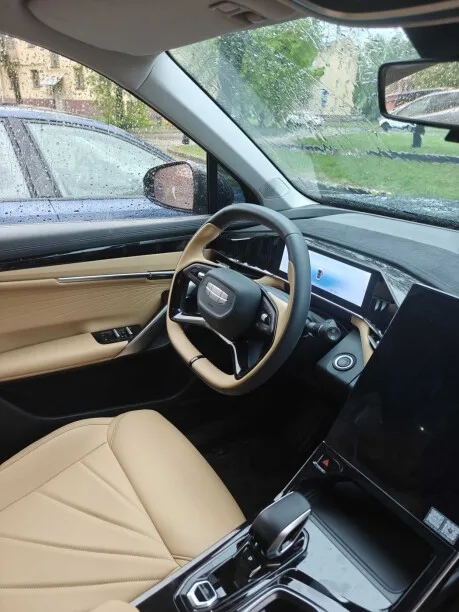 Geely Boyue L 2023 — миниатюра 2