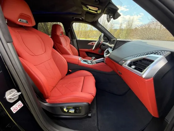 BMW XM 2024 — миниатюра 2