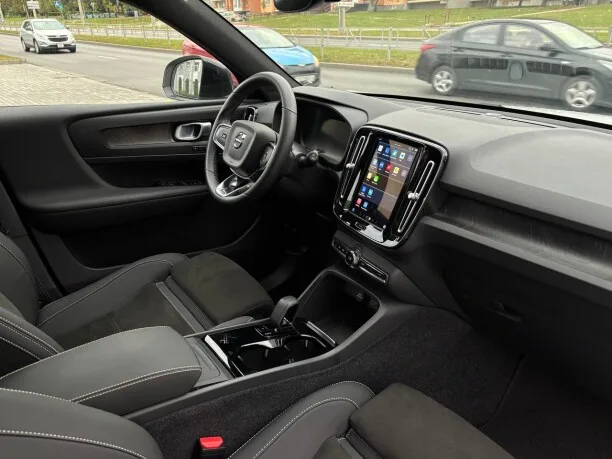 Volvo XC40 2022 — миниатюра 5