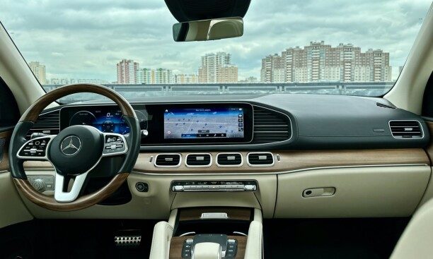 Mercedes-Benz GLS 2022 — 3