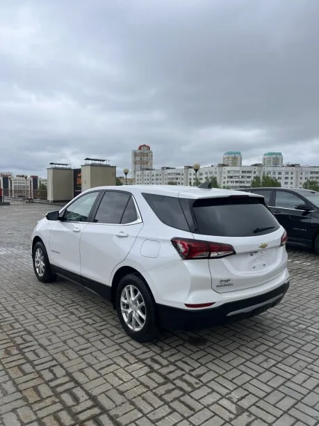 Chevrolet Equinox 2022 — миниатюра 4